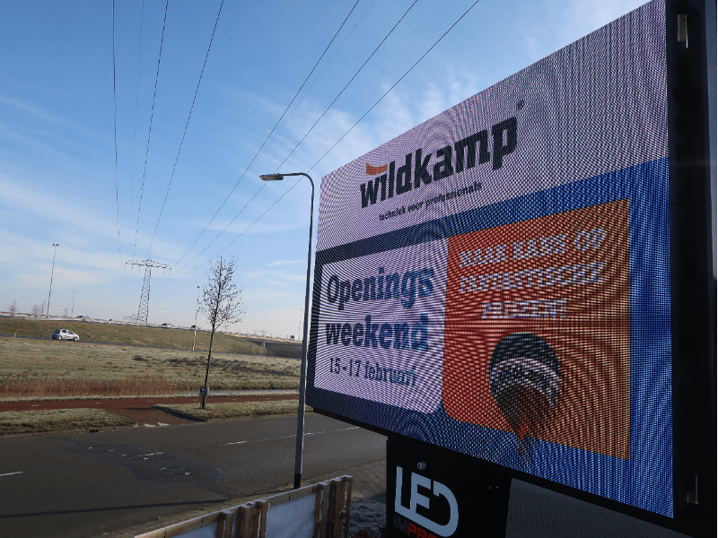 tijdelijk led scherm wildkamp