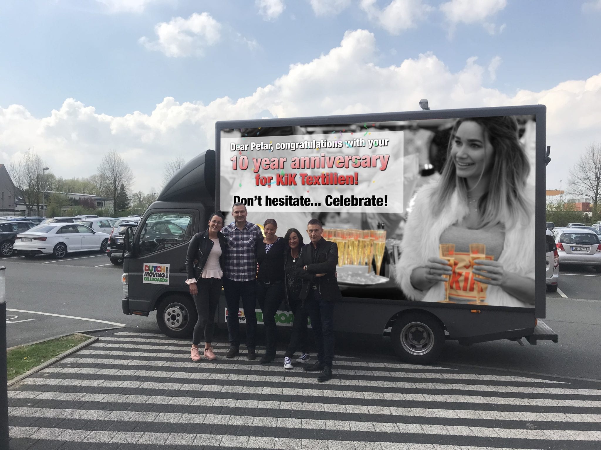 Dutch Moving Media houdt van verrassingen. Ook over de grens!